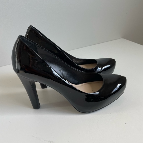 Franco Sarto Heels Black Shoes size 7 - Picture 1 of 8
